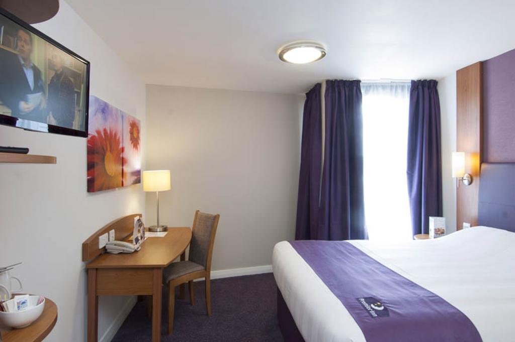 Premier Inn Newcastle Airport South Woolsington الغرفة الصورة